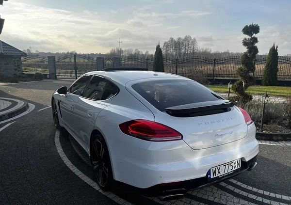 Porsche Panamera cena 179700 przebieg: 168782, rok produkcji 2016 z Warszawa małe 781